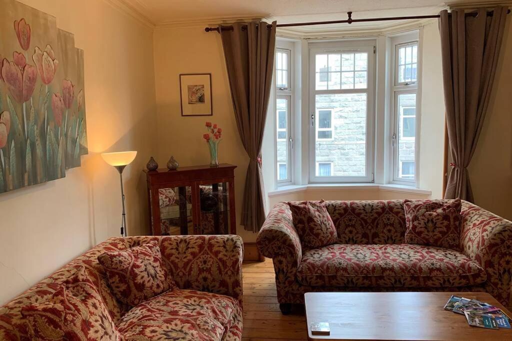 Spacious 2 Bedroom Apartment In Aberdeen City Bagian luar foto