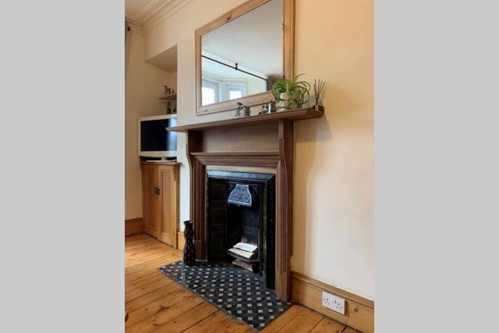 Spacious 2 Bedroom Apartment In Aberdeen City Bagian luar foto